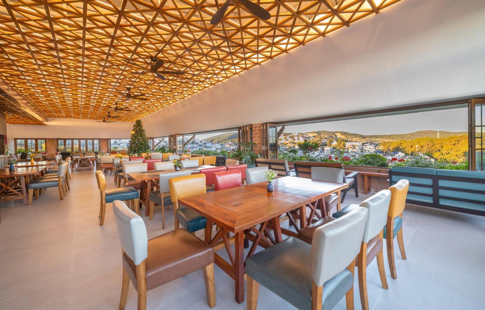 Brick House Dalat Hotel Exterior photo