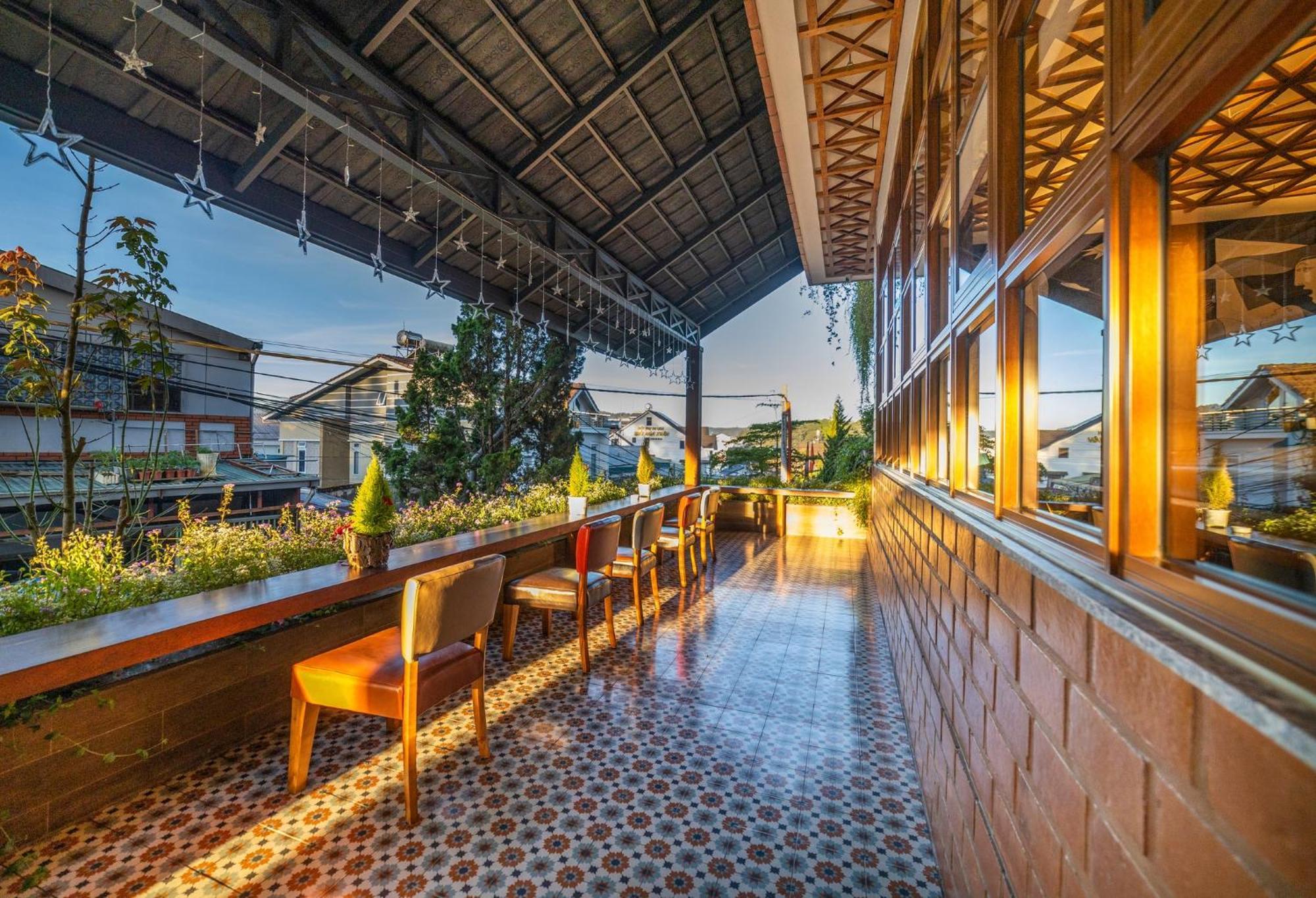 Brick House Dalat Hotel Exterior photo