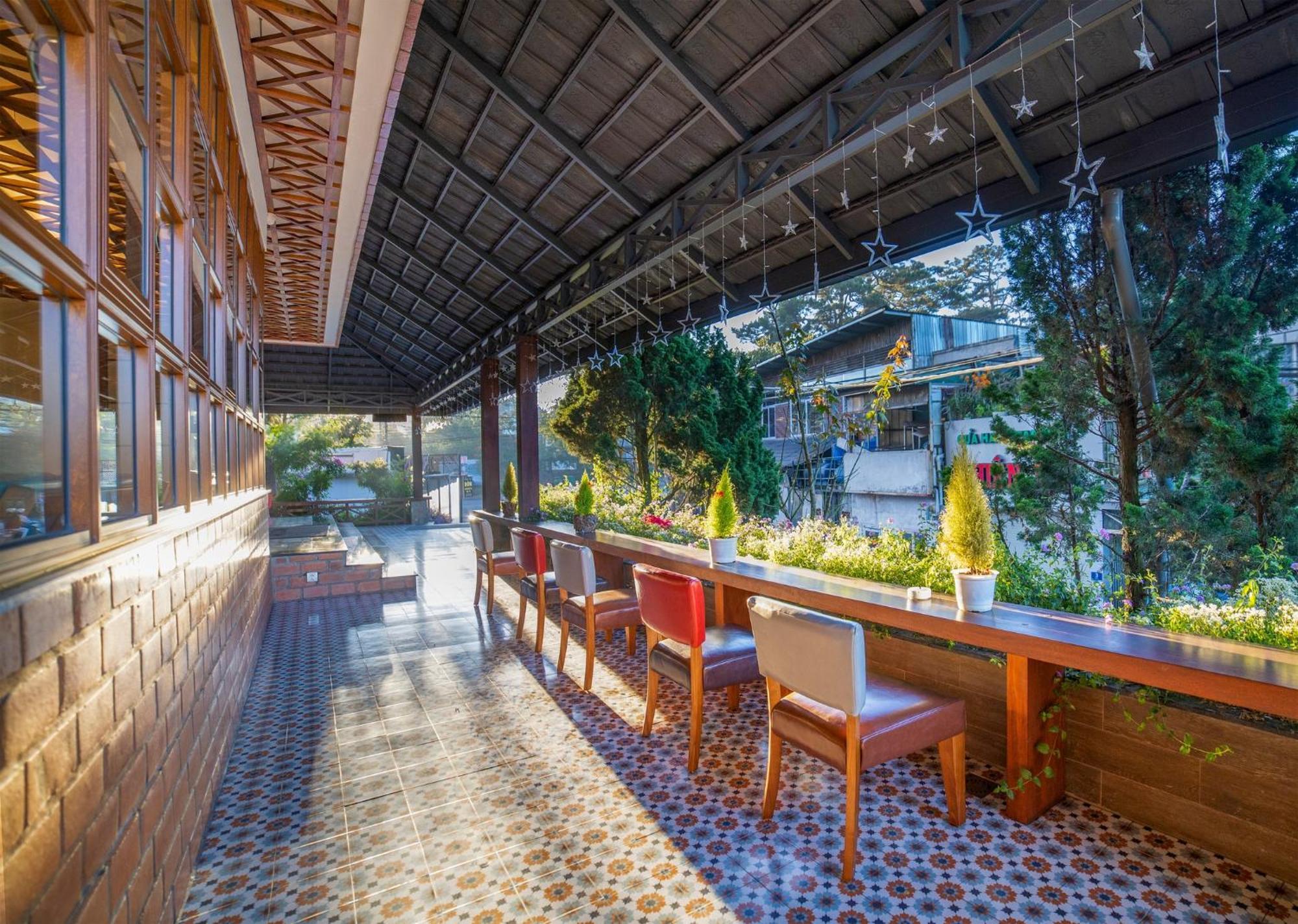 Brick House Dalat Hotel Exterior photo